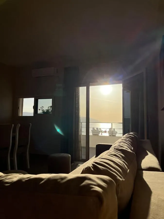Lotus Apartments Vlorë