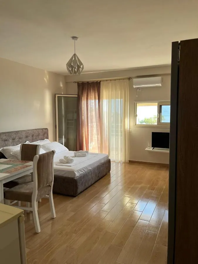 Lotus Apartments Vlorë