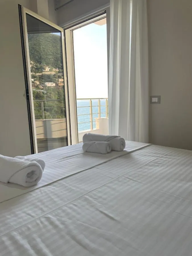 Lotus Apartments Vlorë
